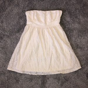 Forever 21 creme lace mini dress